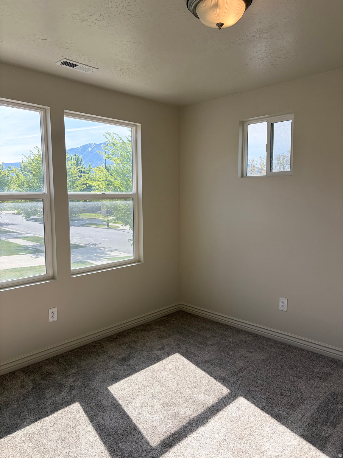 PHEASANT VALLEY - Residential Income