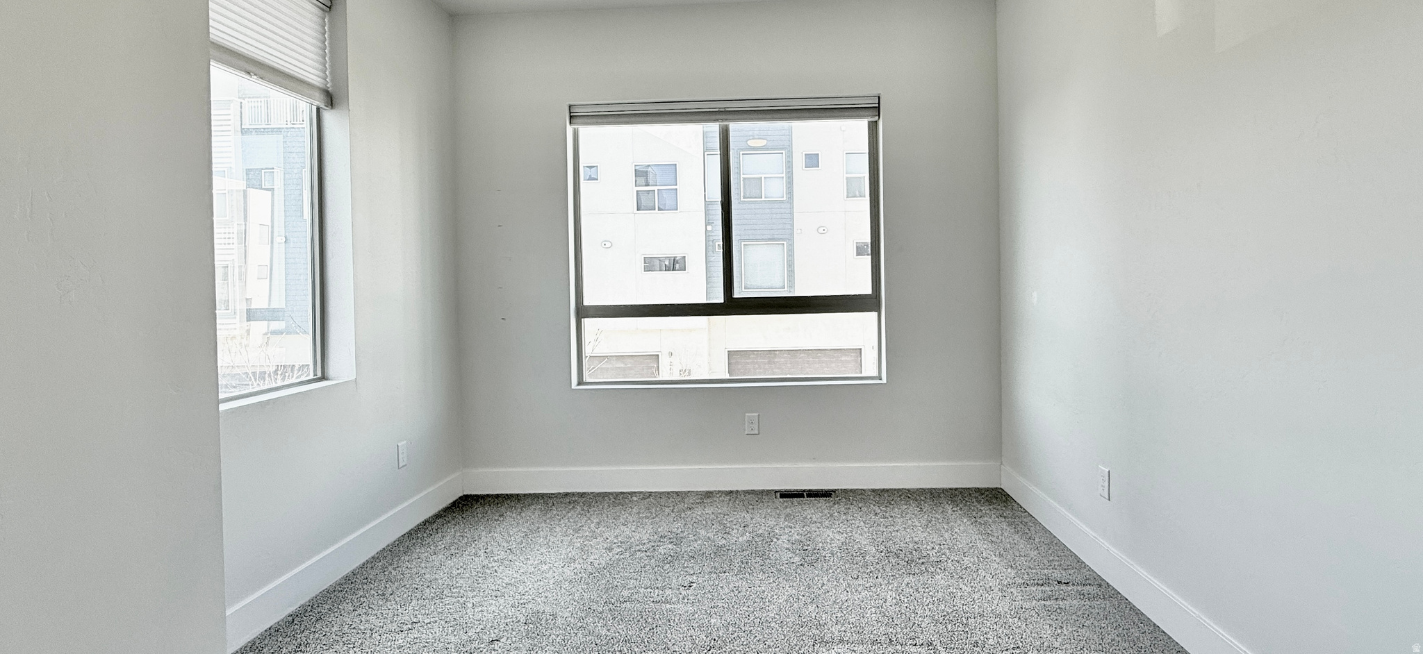 LOFTS ON REDWOOD - Residential