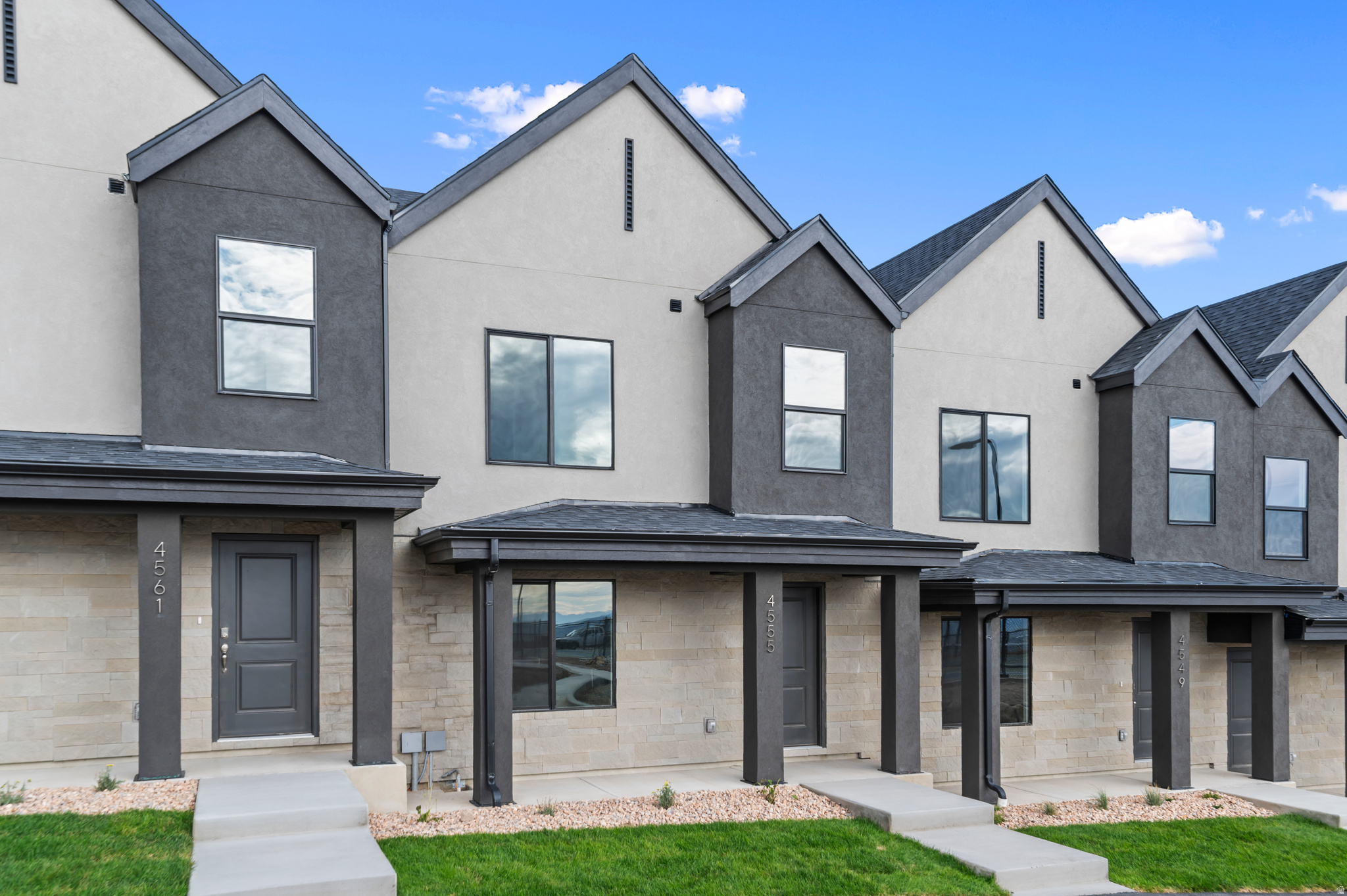 INVERNESS BY D.R. HORTON - Residential