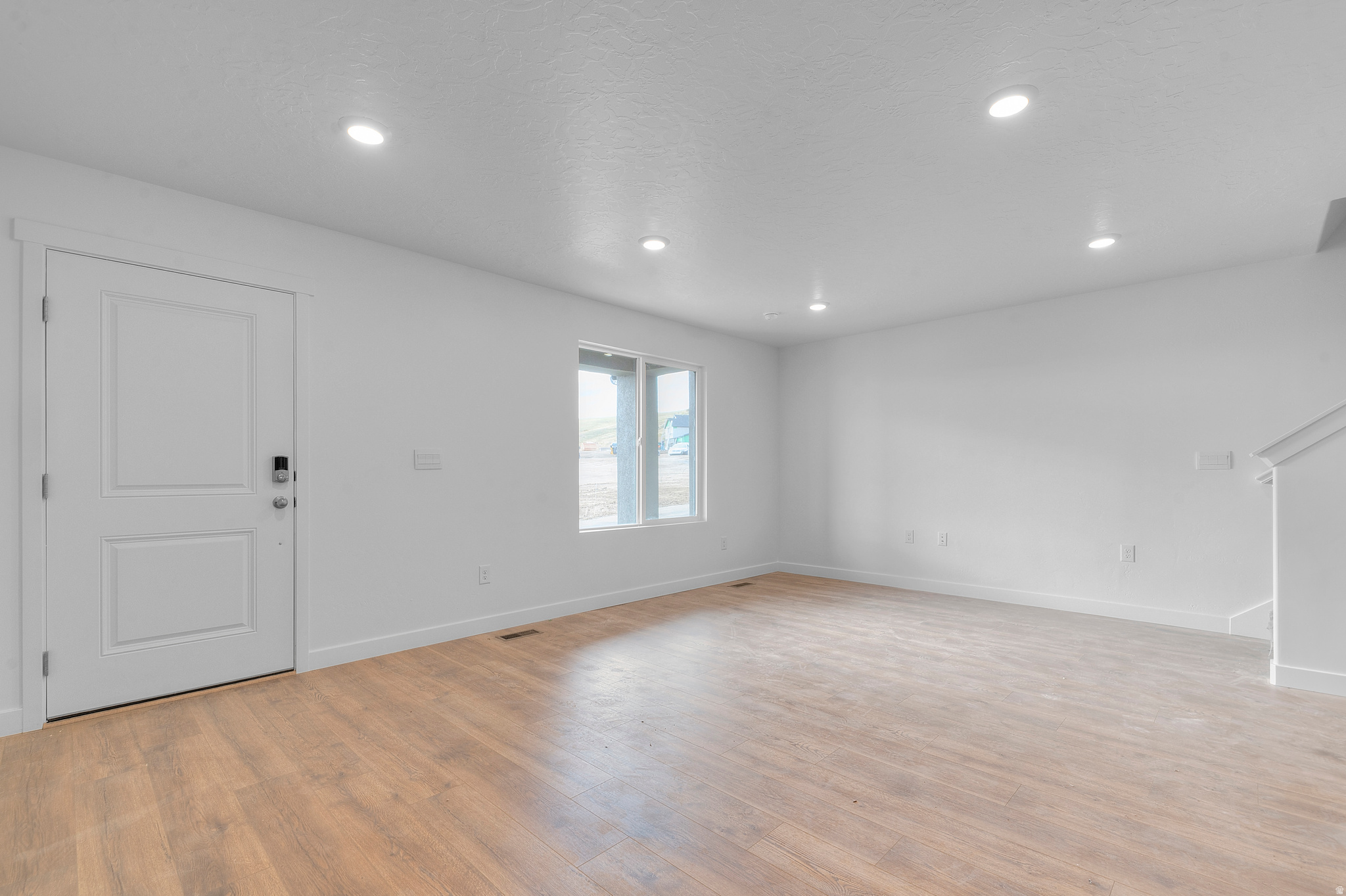 INVERNESS BY D.R. HORTON - Residential