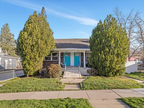 Photo of 743 E 900 S, Salt Lake City, UT 84105 (MLS # 2138859)