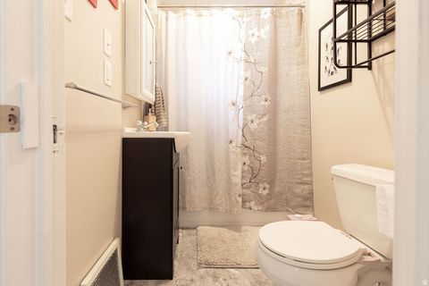 Tiny photo for 743 E 900 S, Salt Lake City, UT 84105 (MLS # 2138859)