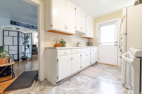 Tiny photo for 743 E 900 S, Salt Lake City, UT 84105 (MLS # 2138859)