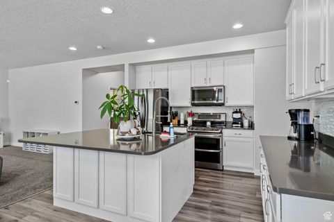 Tiny photo for 5453 ANFIELD WAY, Herriman, UT 84096 (MLS # 2104395)