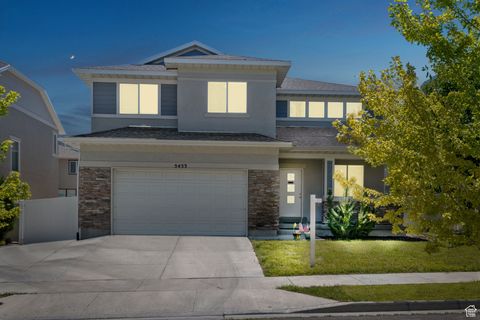 Photo of 5453 ANFIELD WAY, Herriman, UT 84096 (MLS # 2104395)