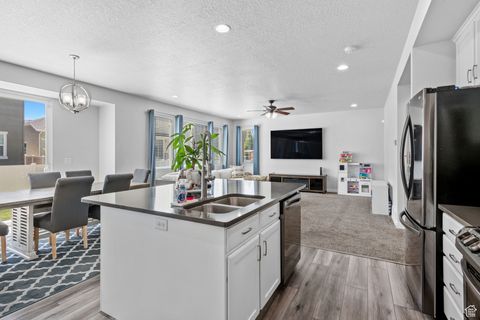 Tiny photo for 5453 ANFIELD WAY, Herriman, UT 84096 (MLS # 2104395)