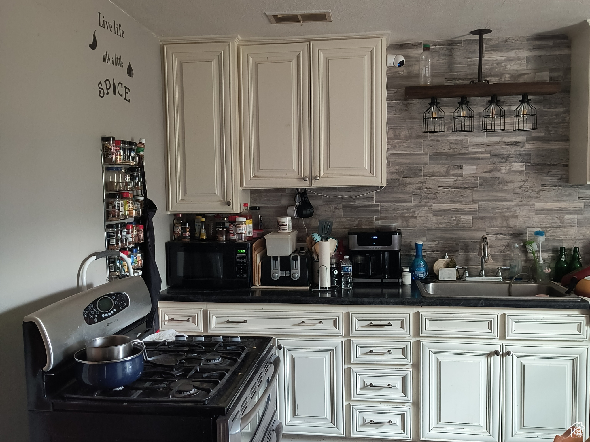 YOUNG PROPERTY - Residential