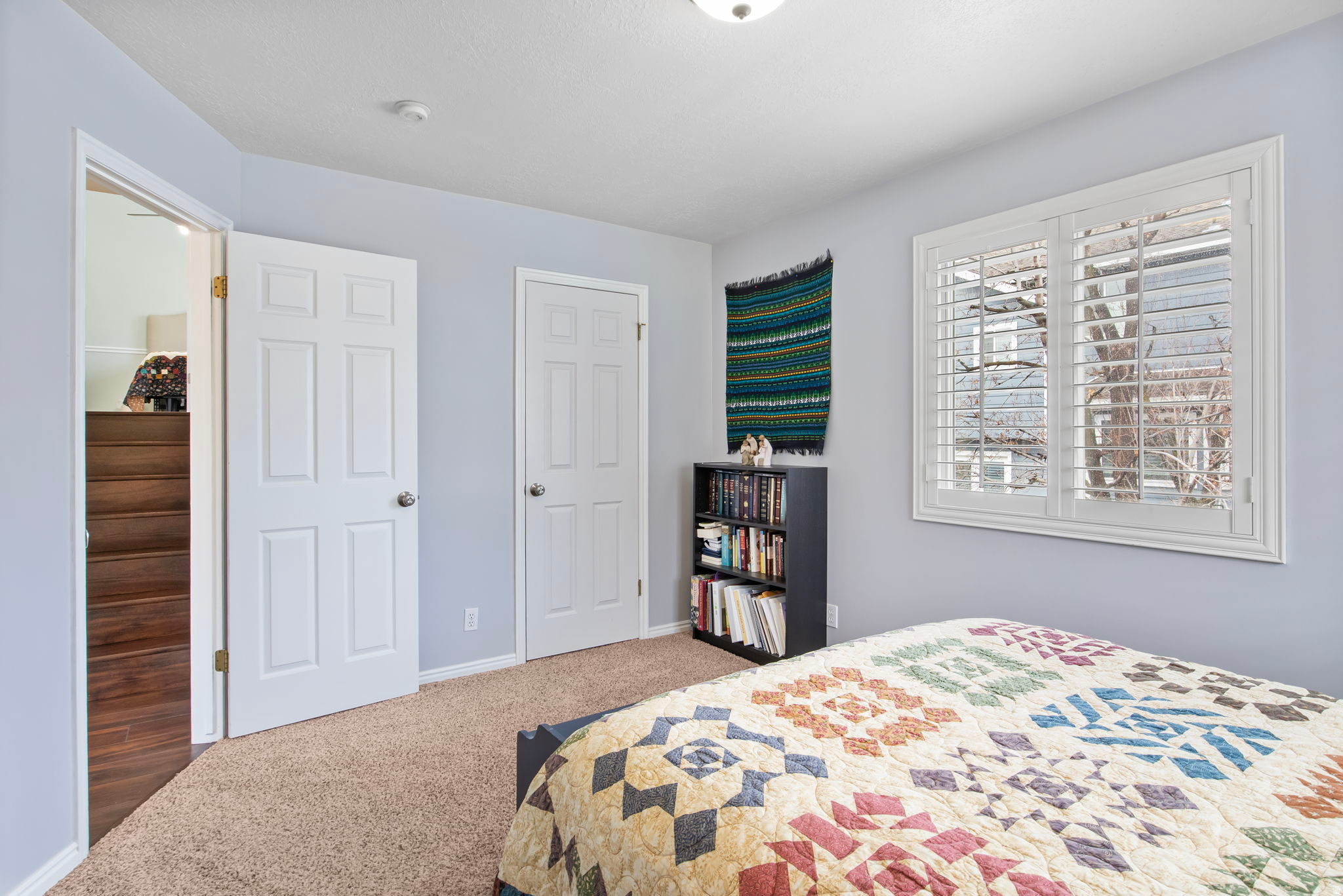 CAVE HOLLOW - Residential