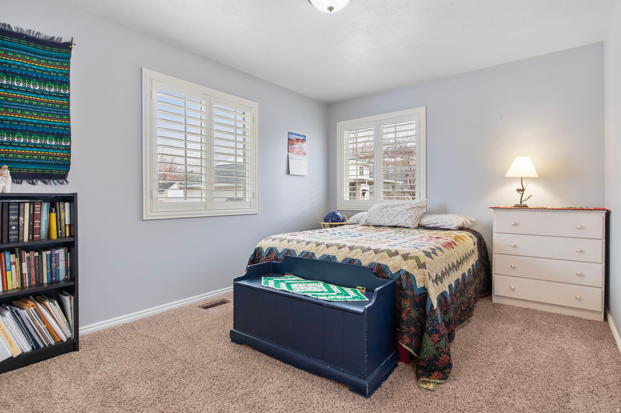 CAVE HOLLOW - Residential