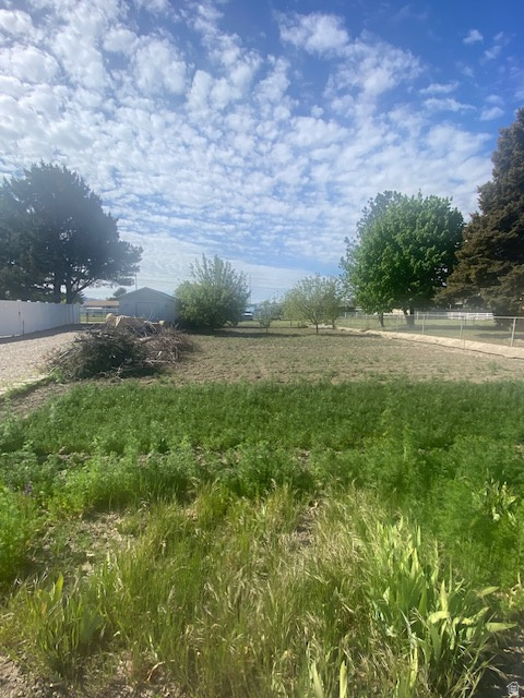 GAI-LAND ESTATES - Land