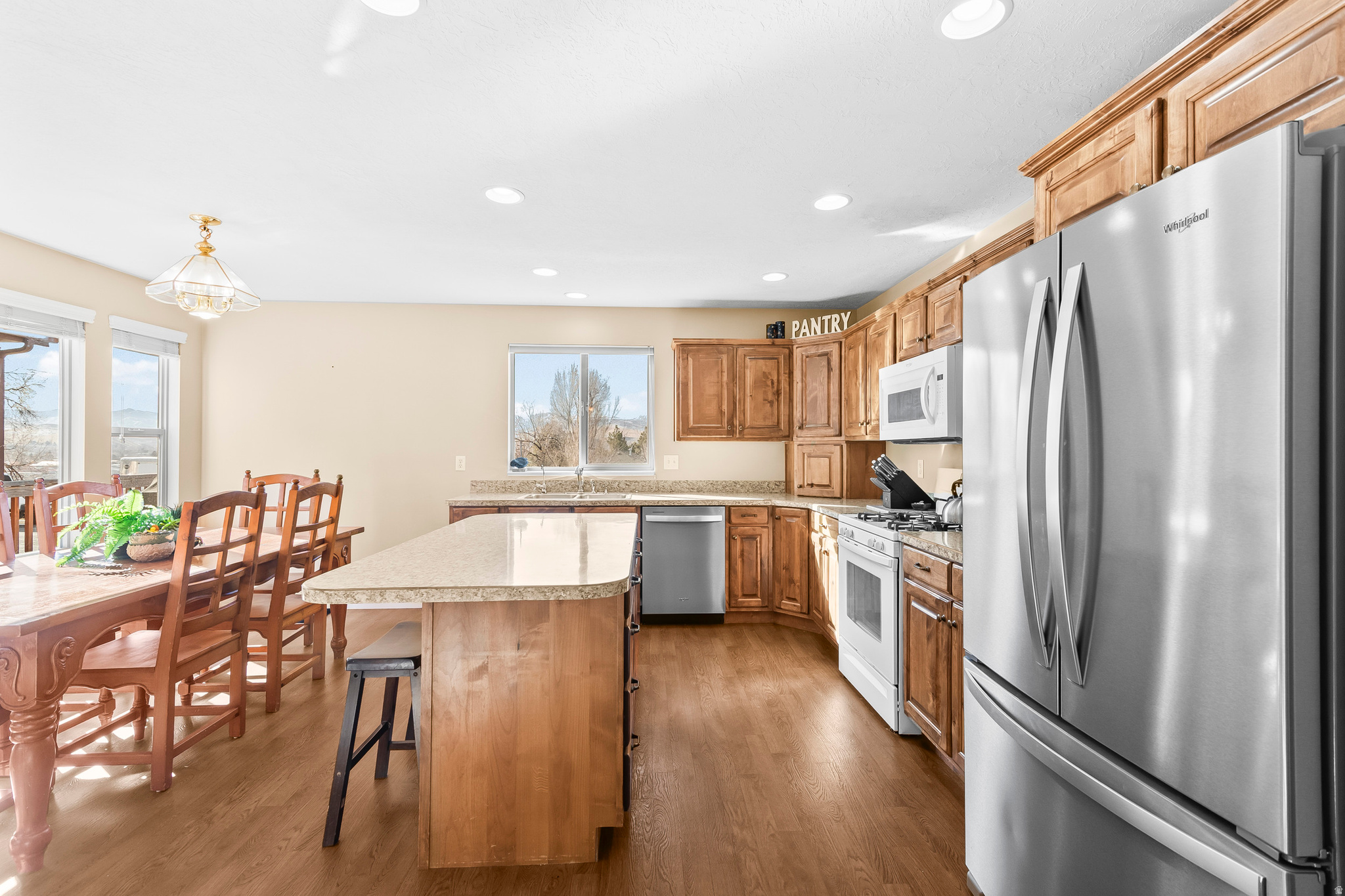 QUAIL RIDGE - Residential