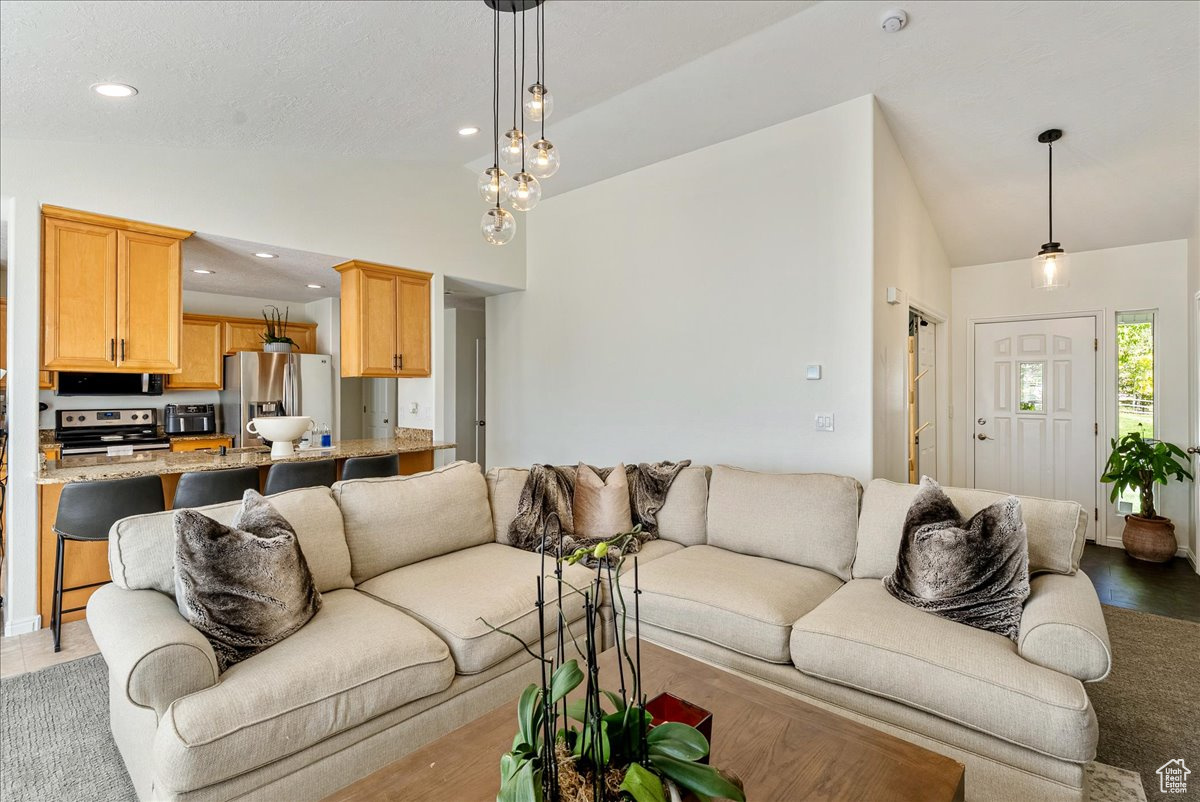 NORTH BENCH FARMS - Residential