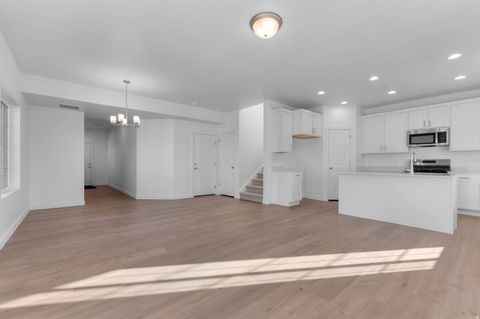 Tiny photo for 997 N AMBERLY DR, North Salt Lake, UT 84054 (MLS # 2140607)