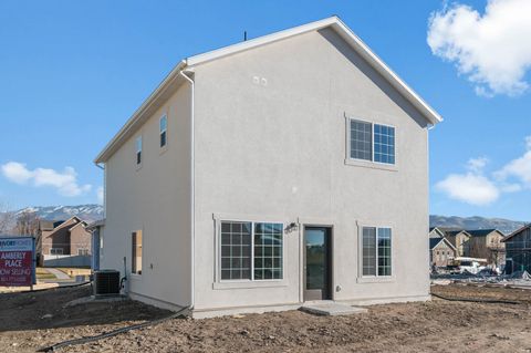 Tiny photo for 997 N AMBERLY DR, North Salt Lake, UT 84054 (MLS # 2140607)