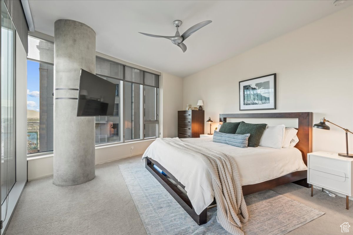 THE REGENT - Residential