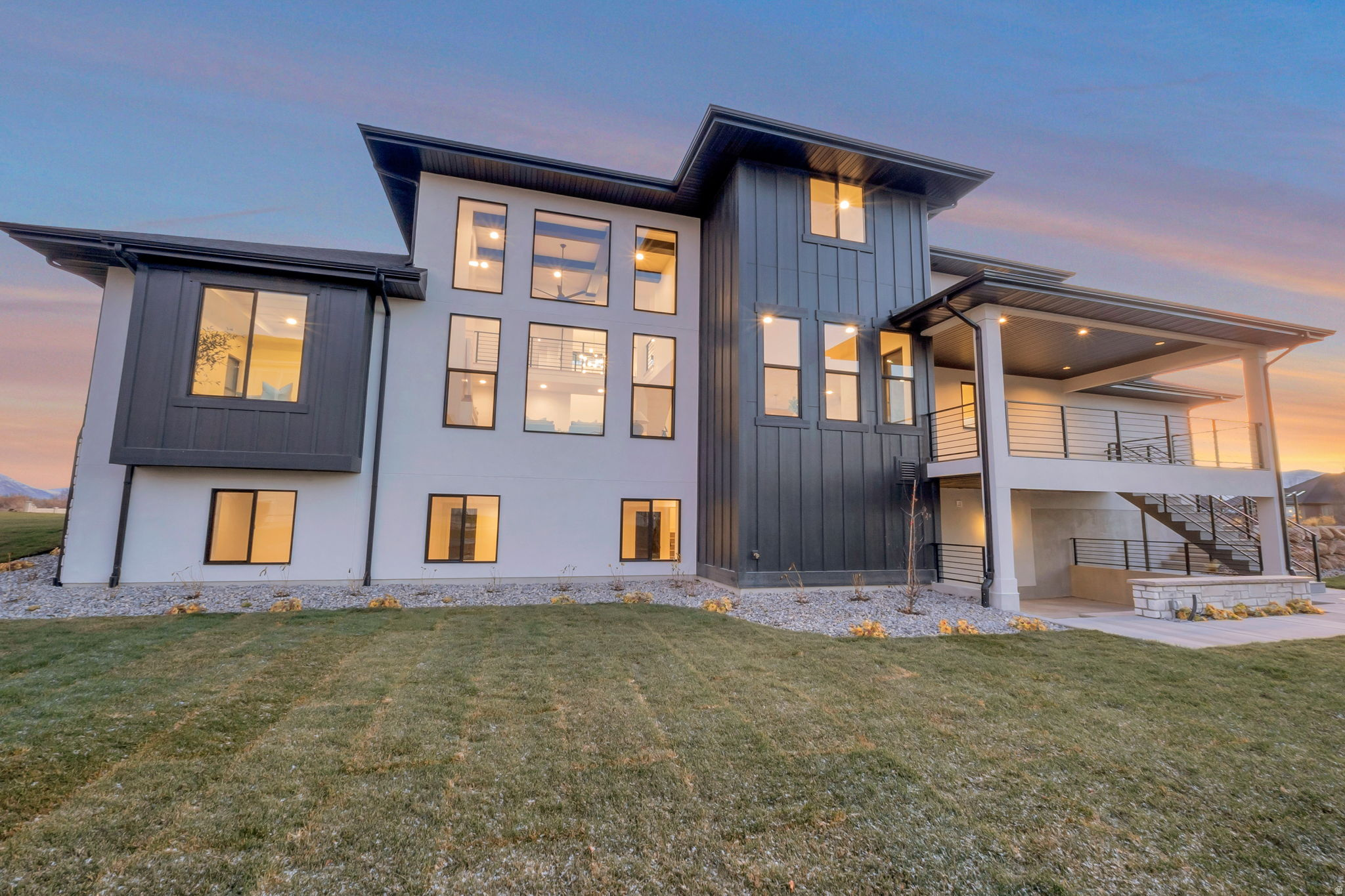 GRANDEUR ESTATES - Residential