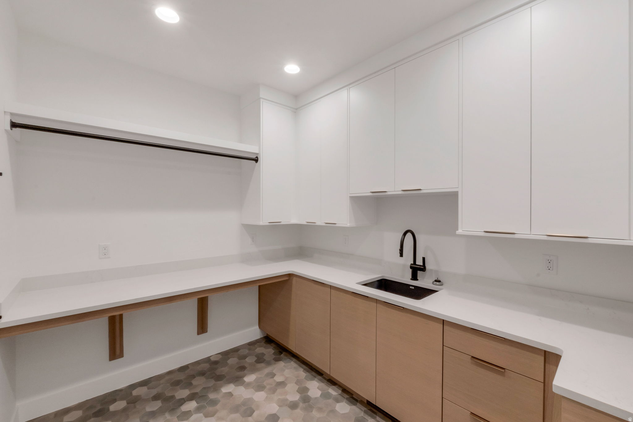 GRANDEUR ESTATES - Residential