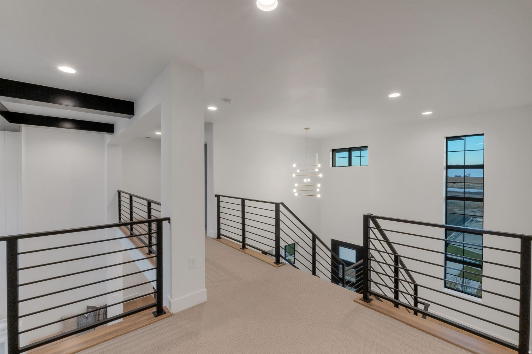 GRANDEUR ESTATES - Residential