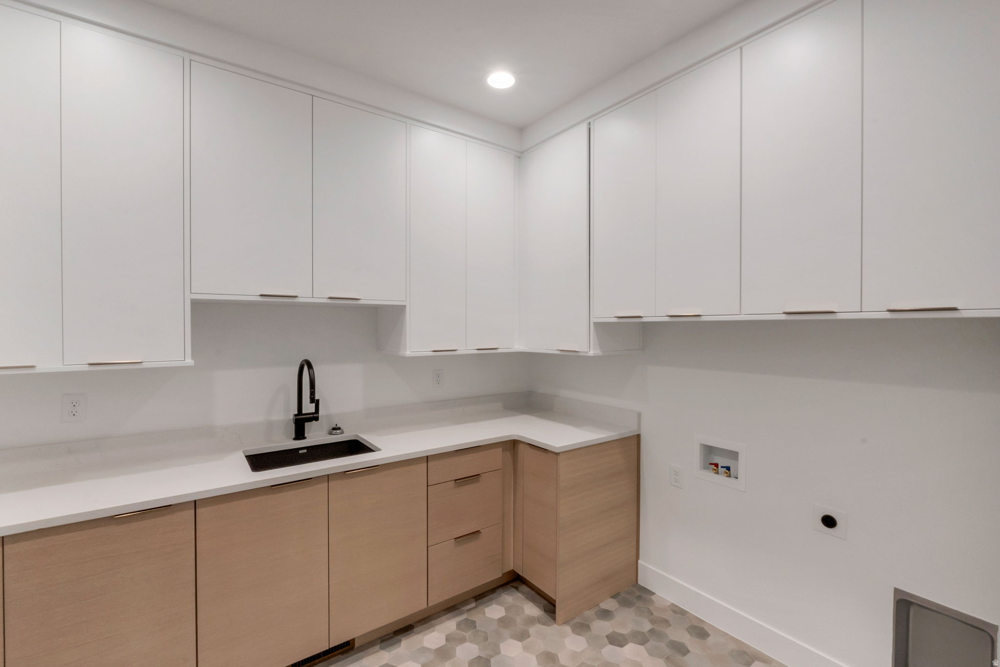 GRANDEUR ESTATES - Residential