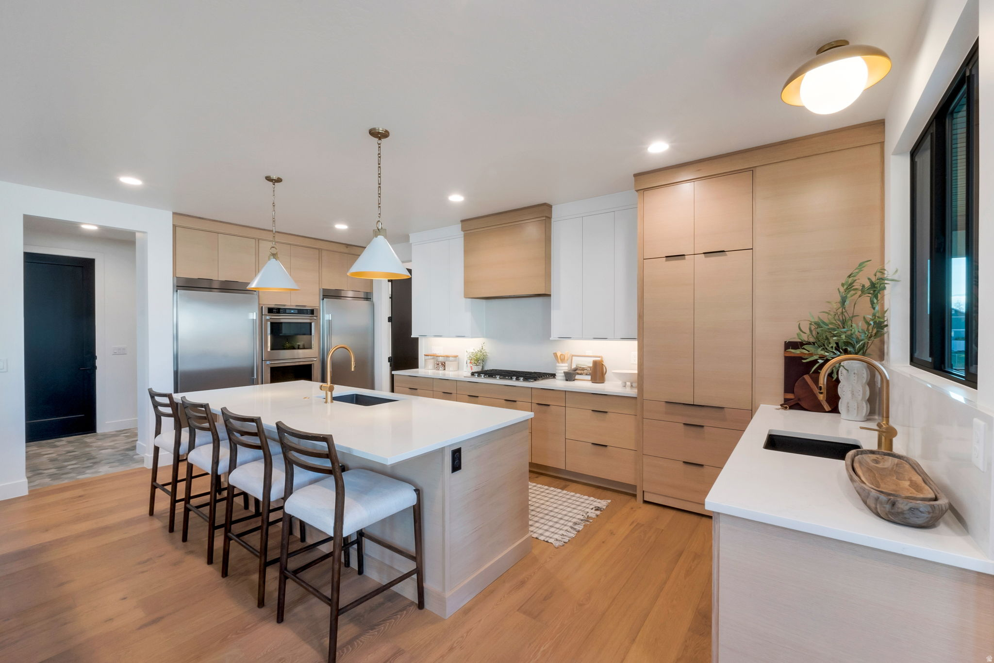 GRANDEUR ESTATES - Residential