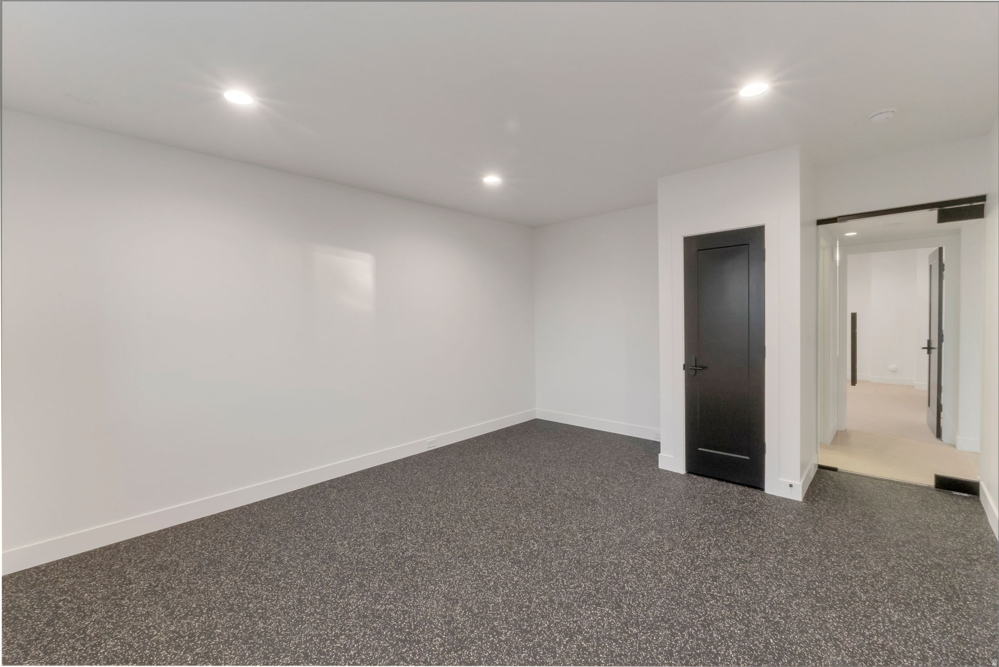 GRANDEUR ESTATES - Residential