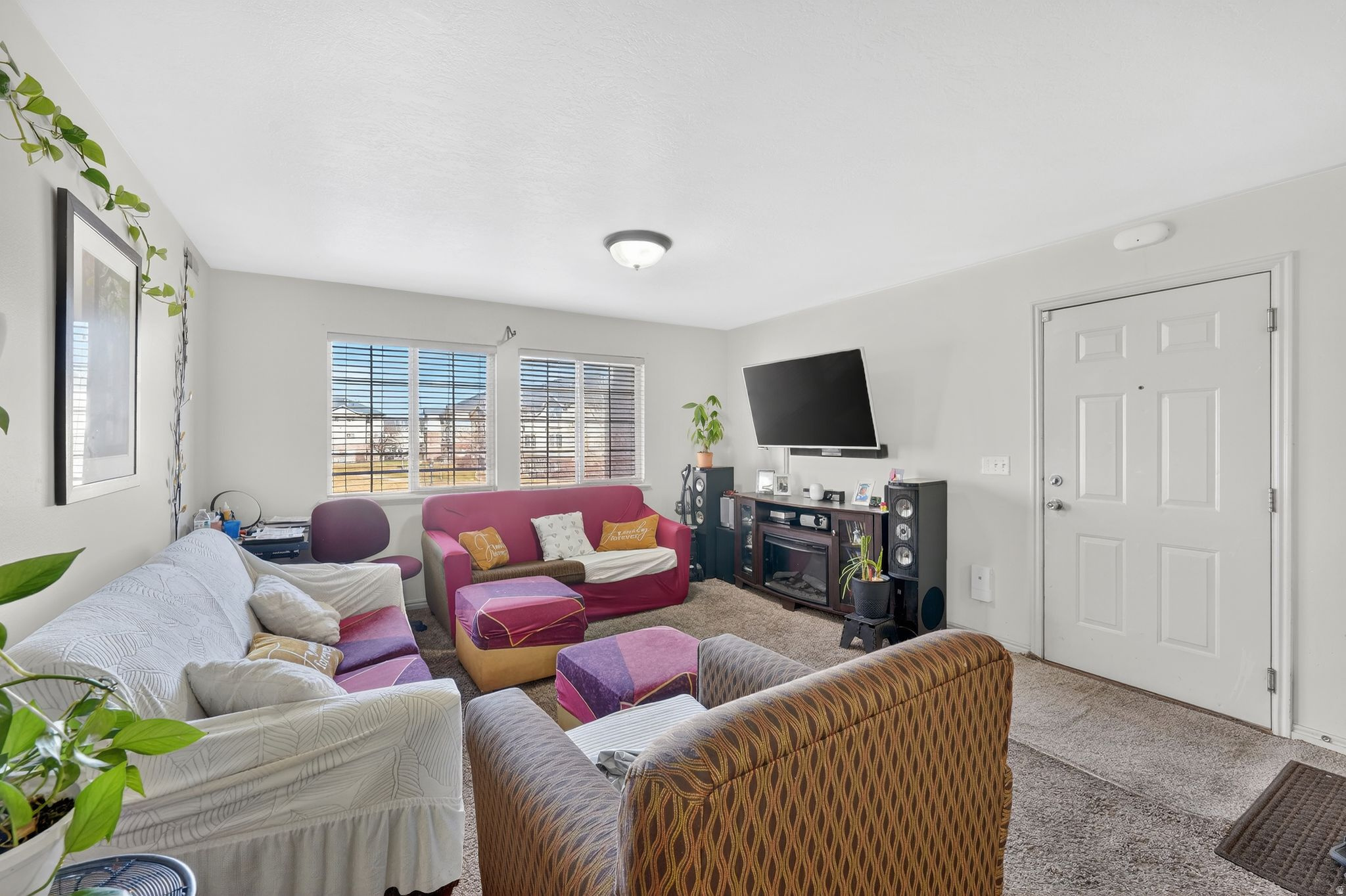 CAMELOT - Residential