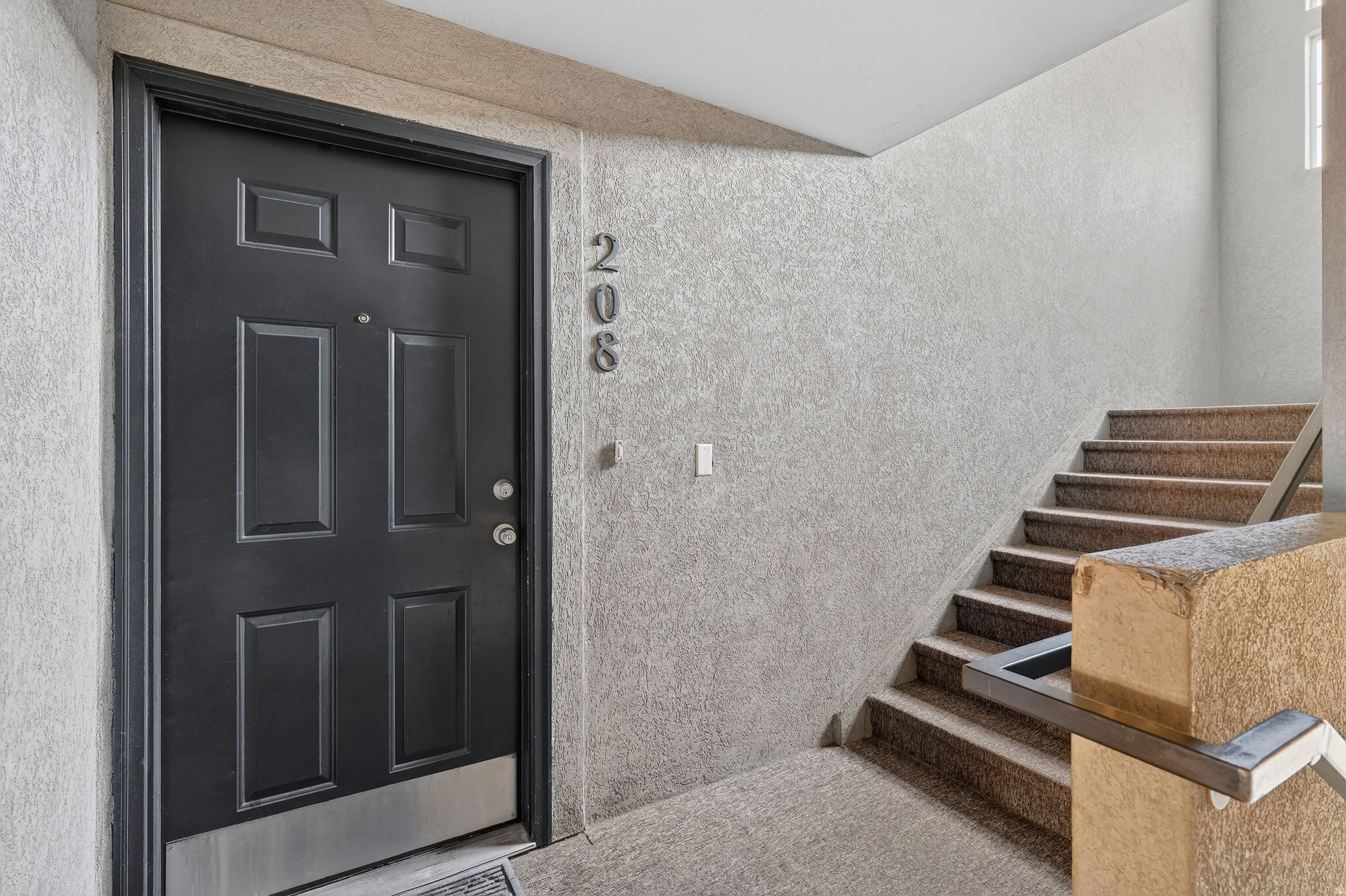 CAMELOT - Residential