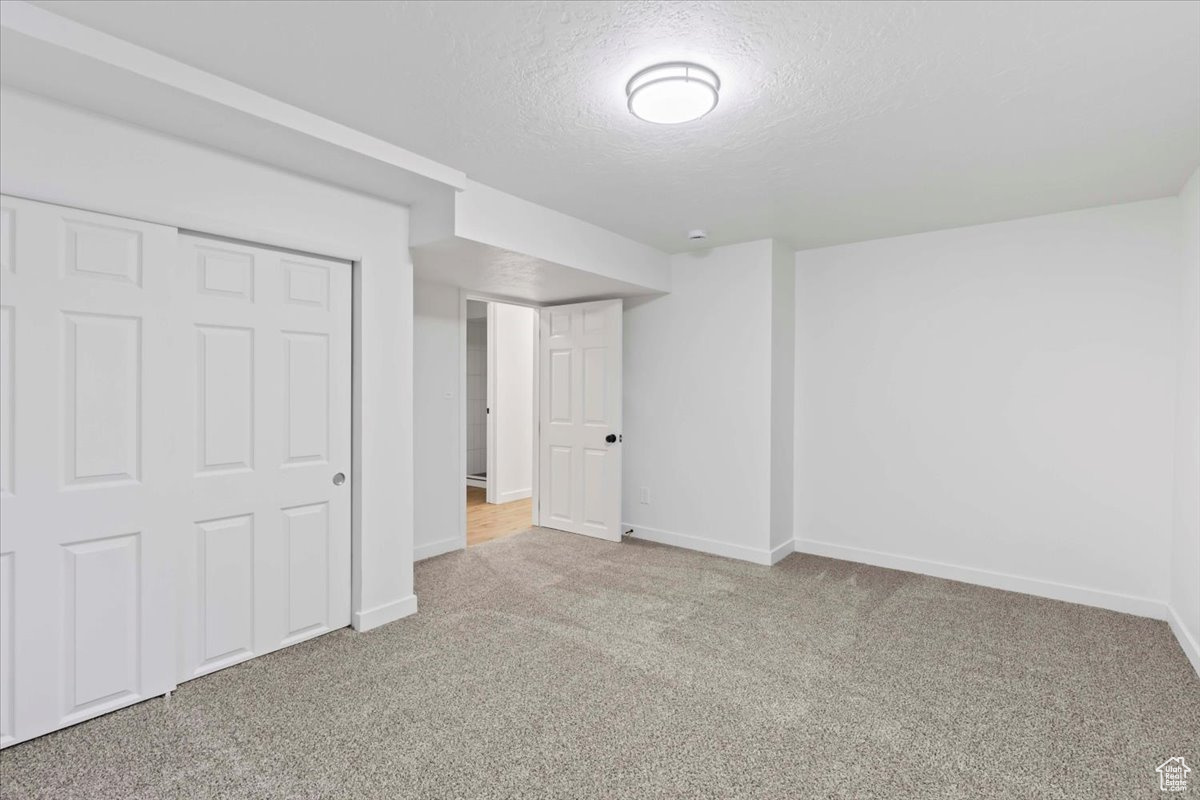 MEADOWS - Residential