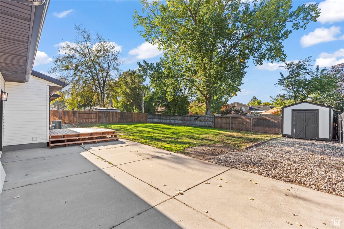 MEADOWS - Residential