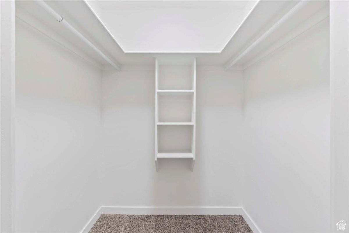 MEADOWS - Residential