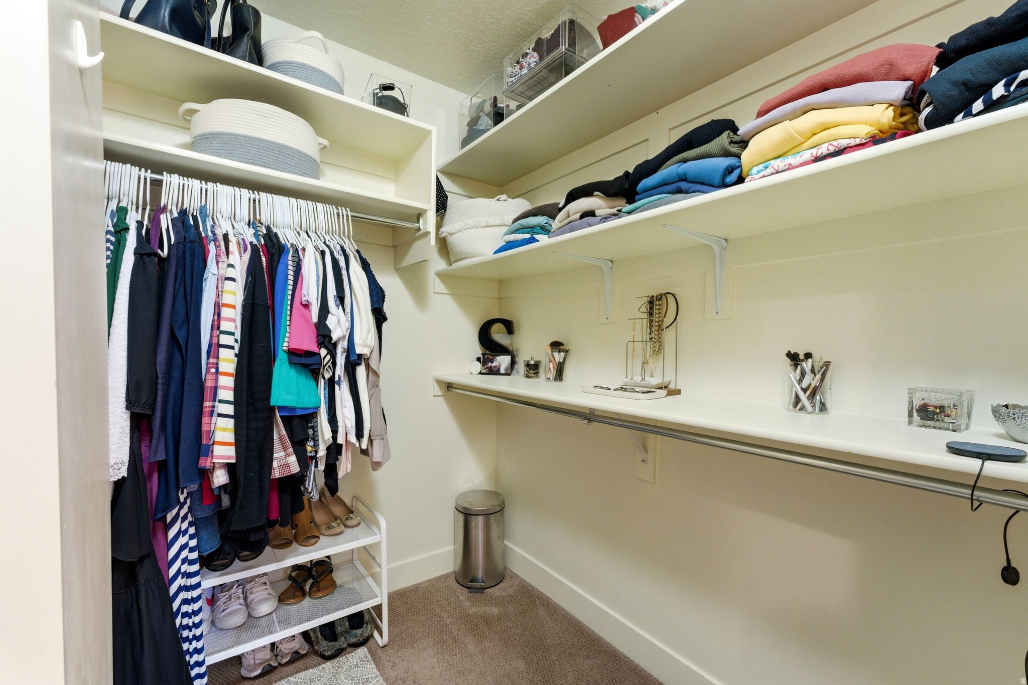 COTTAGES AT HIDDEN - Residential