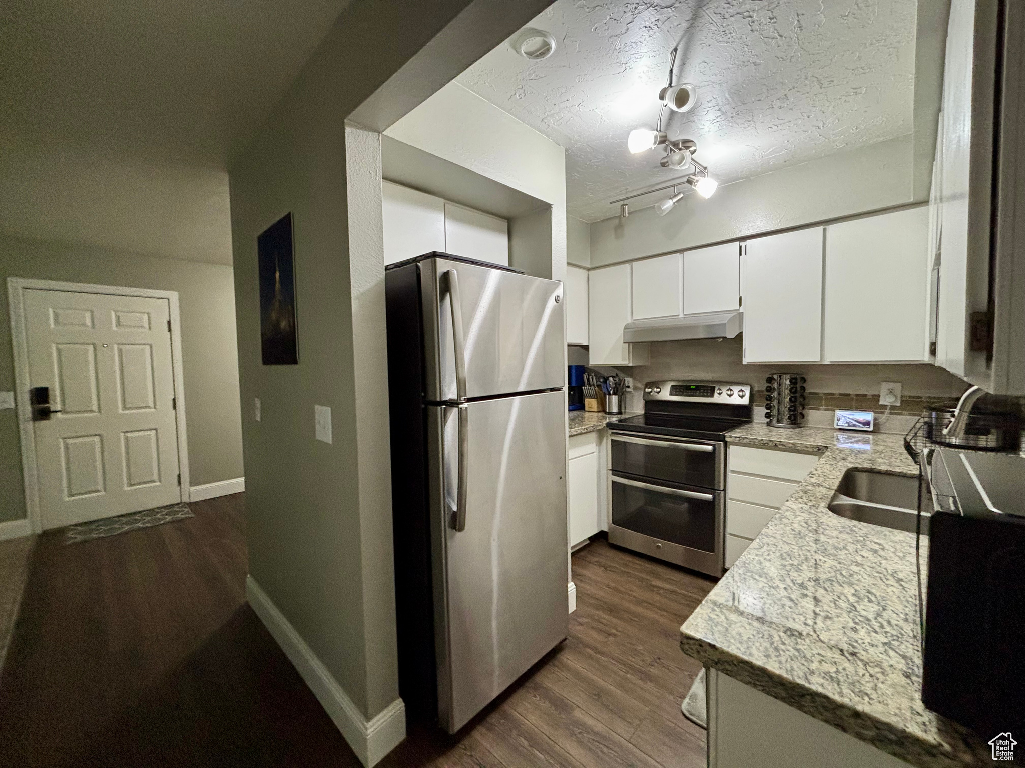 ORCHARD CREEK - Residential