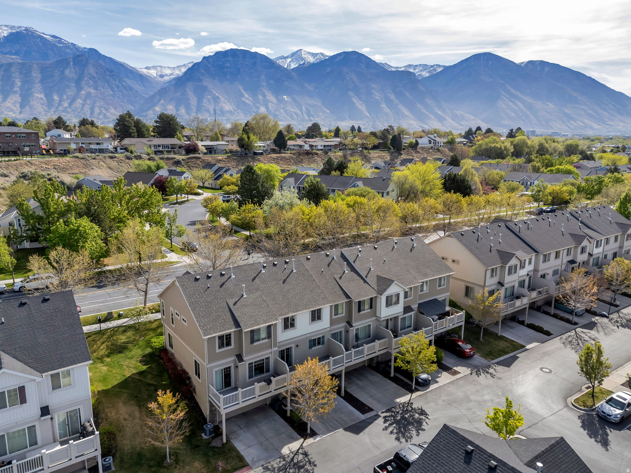 INDEPENDENCE AVENUE - Residential