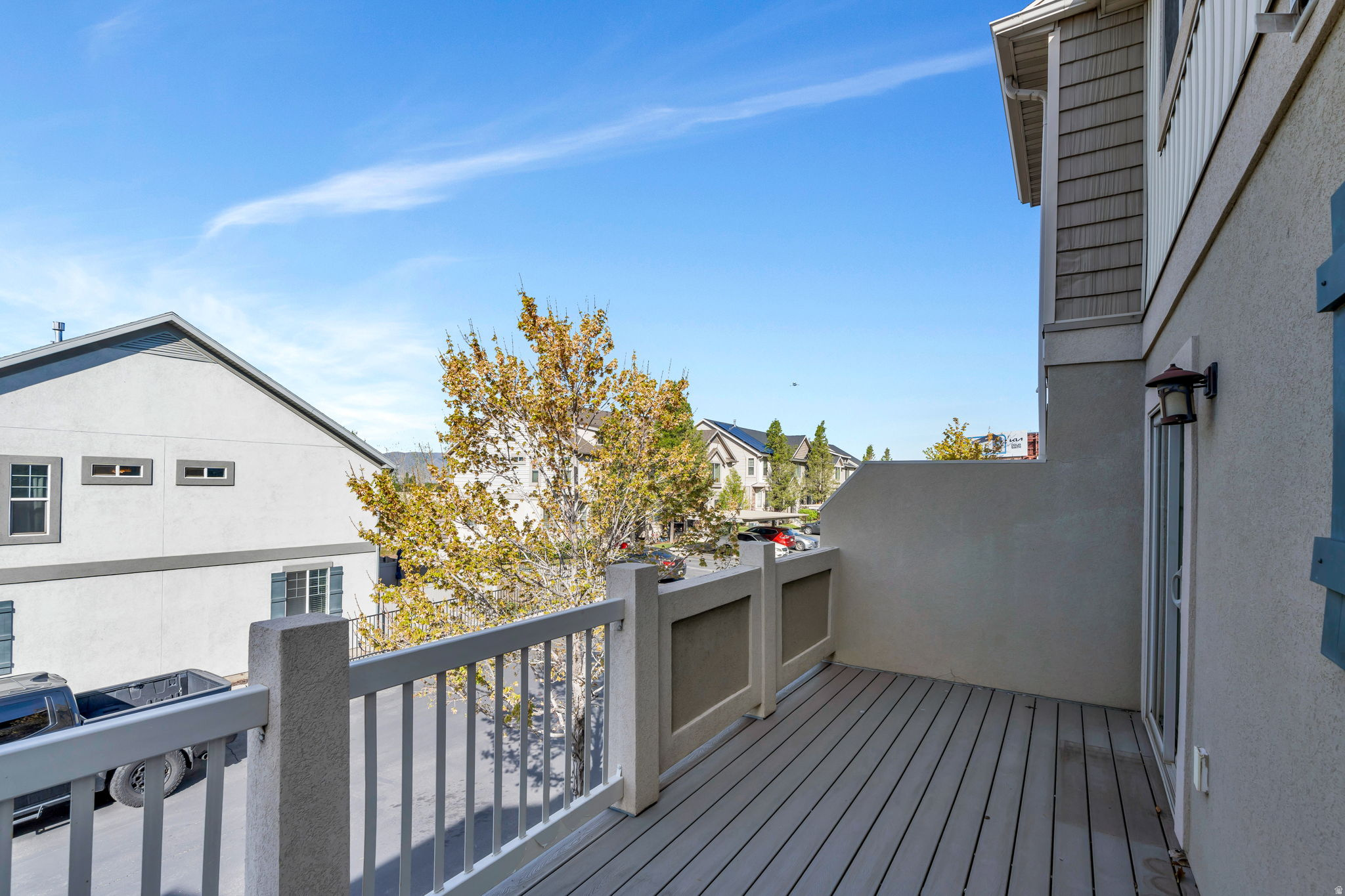 INDEPENDENCE AVENUE - Residential