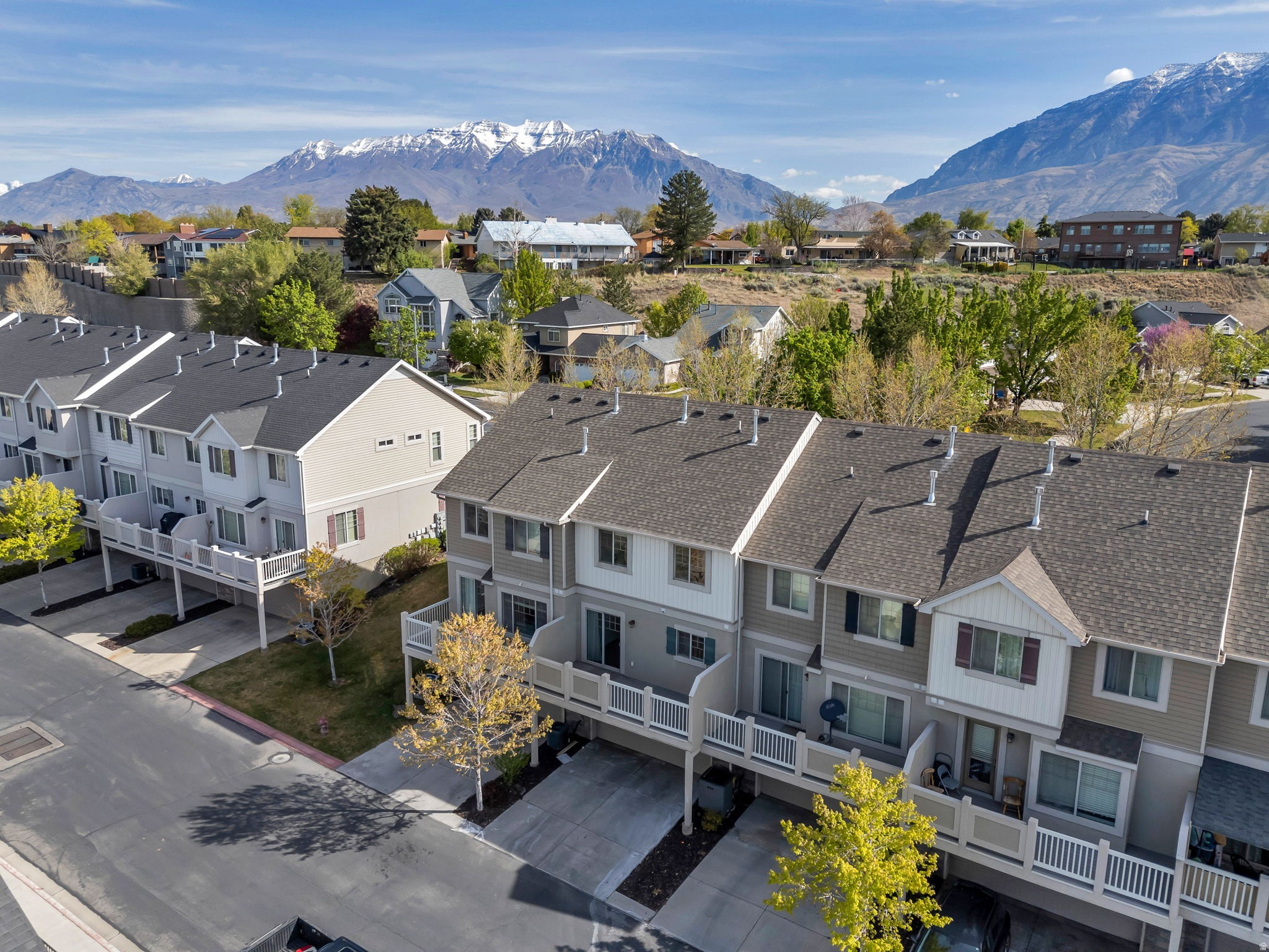 INDEPENDENCE AVENUE - Residential