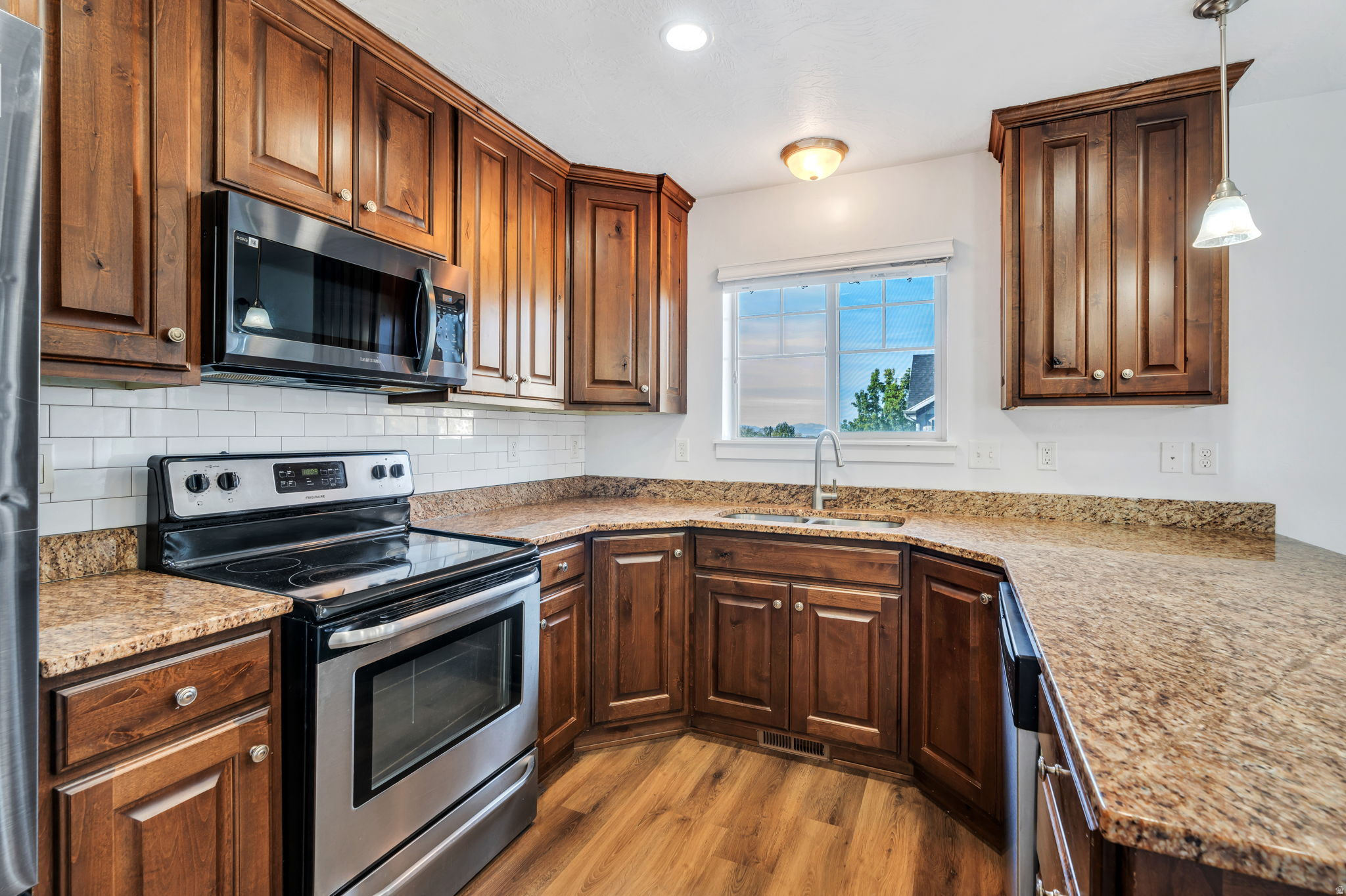 INDEPENDENCE AVENUE - Residential