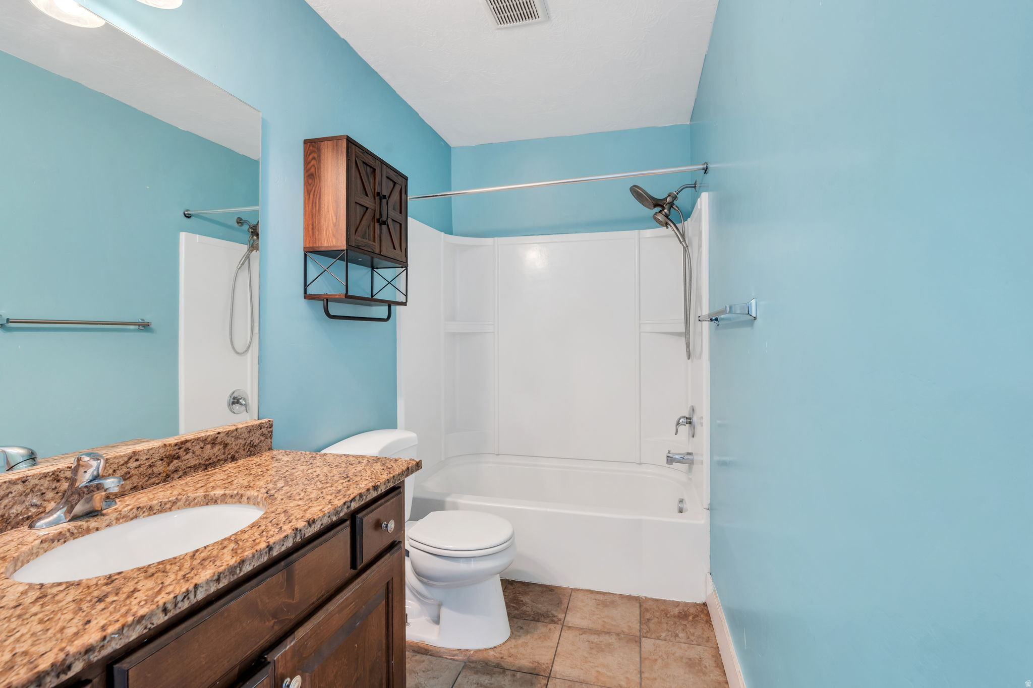 INDEPENDENCE AVENUE - Residential