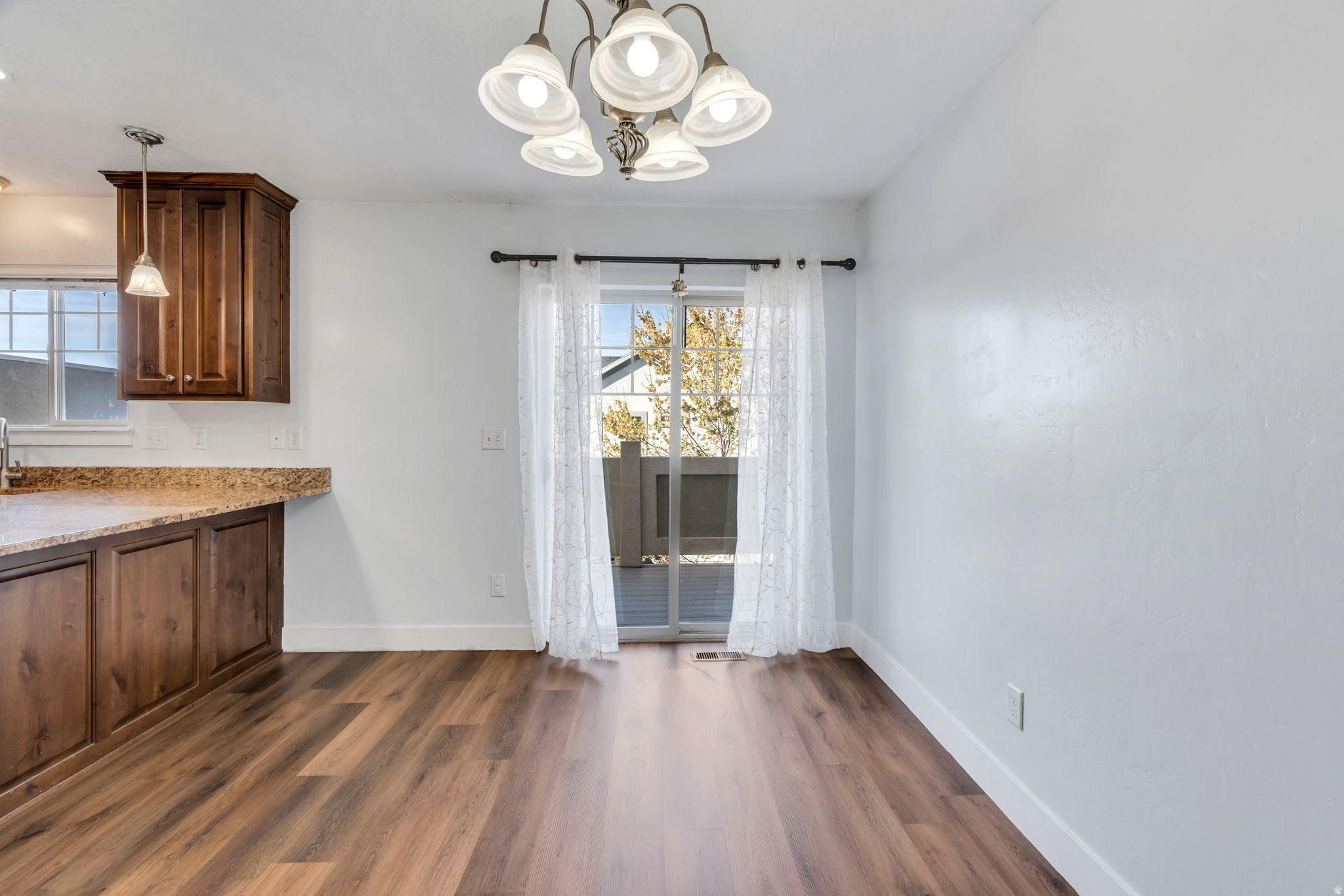 INDEPENDENCE AVENUE - Residential