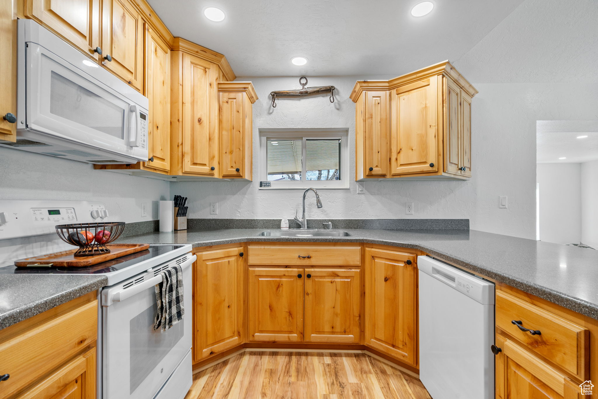 270 N 100, Goshen, Utah image 4