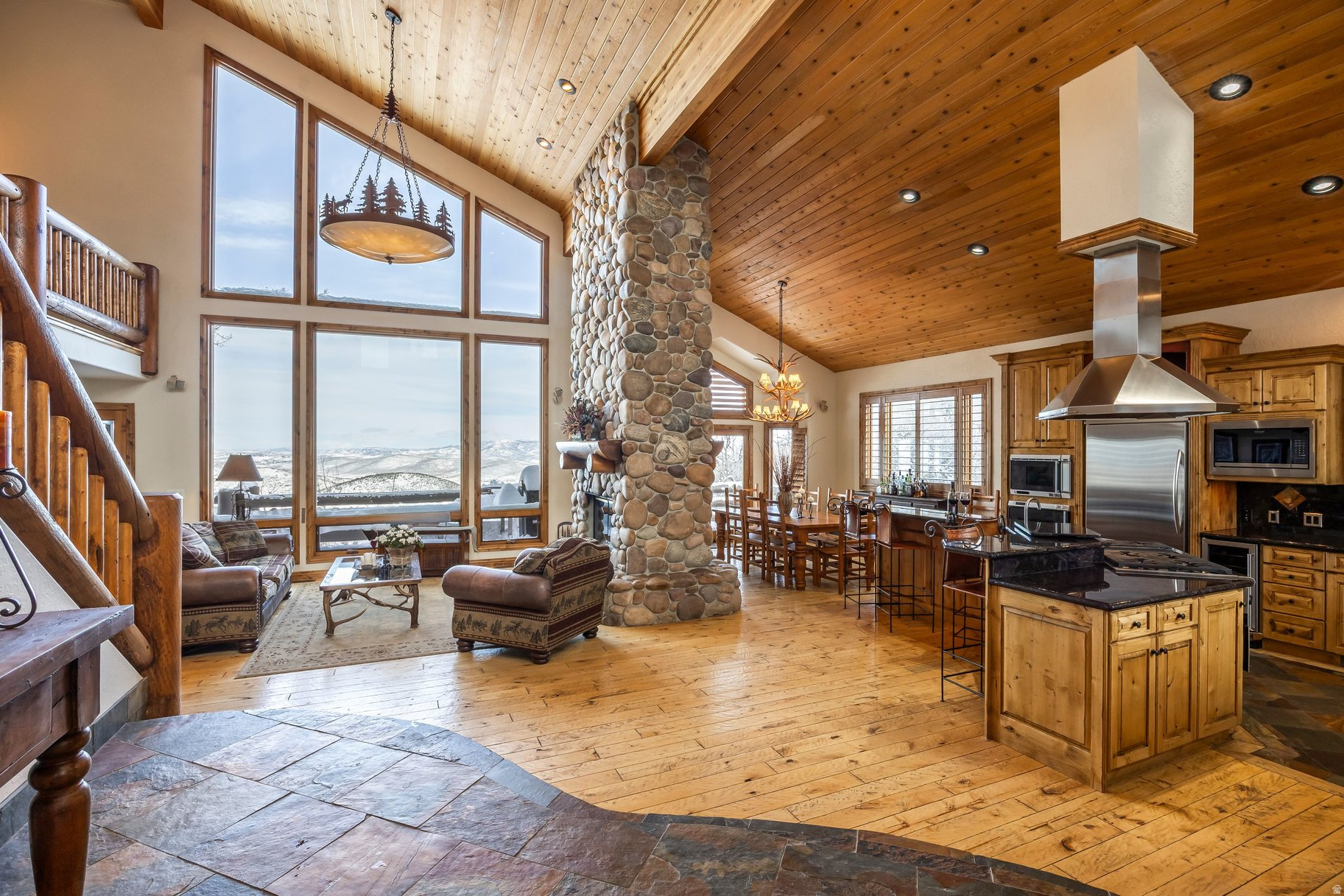 THE AERIE - Residential