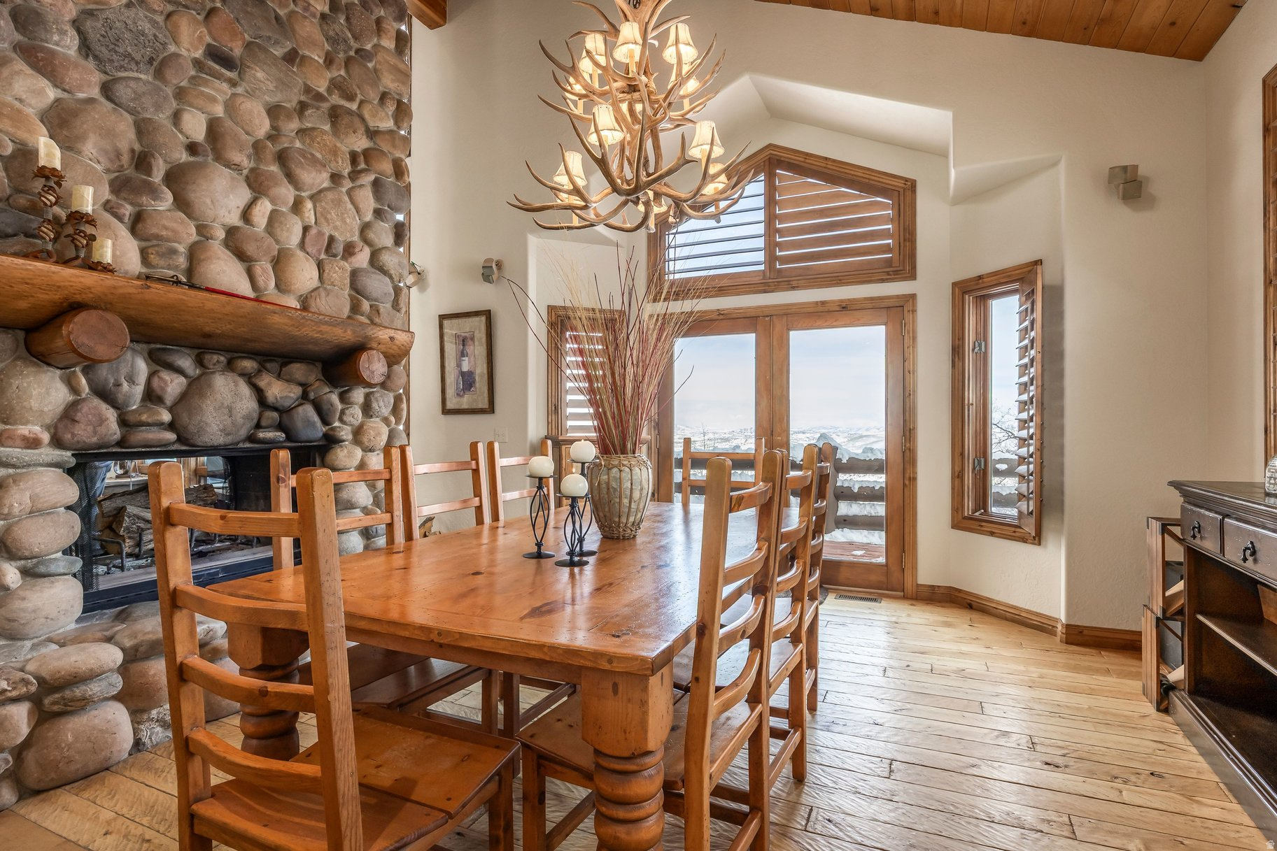 THE AERIE - Residential