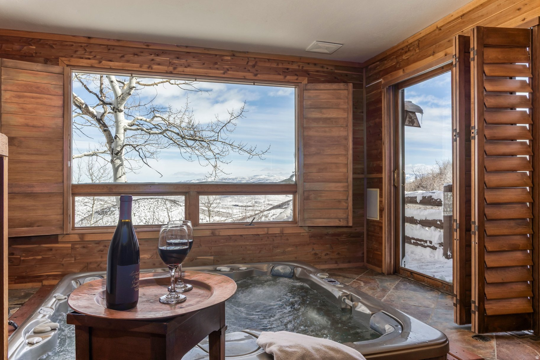 THE AERIE - Residential