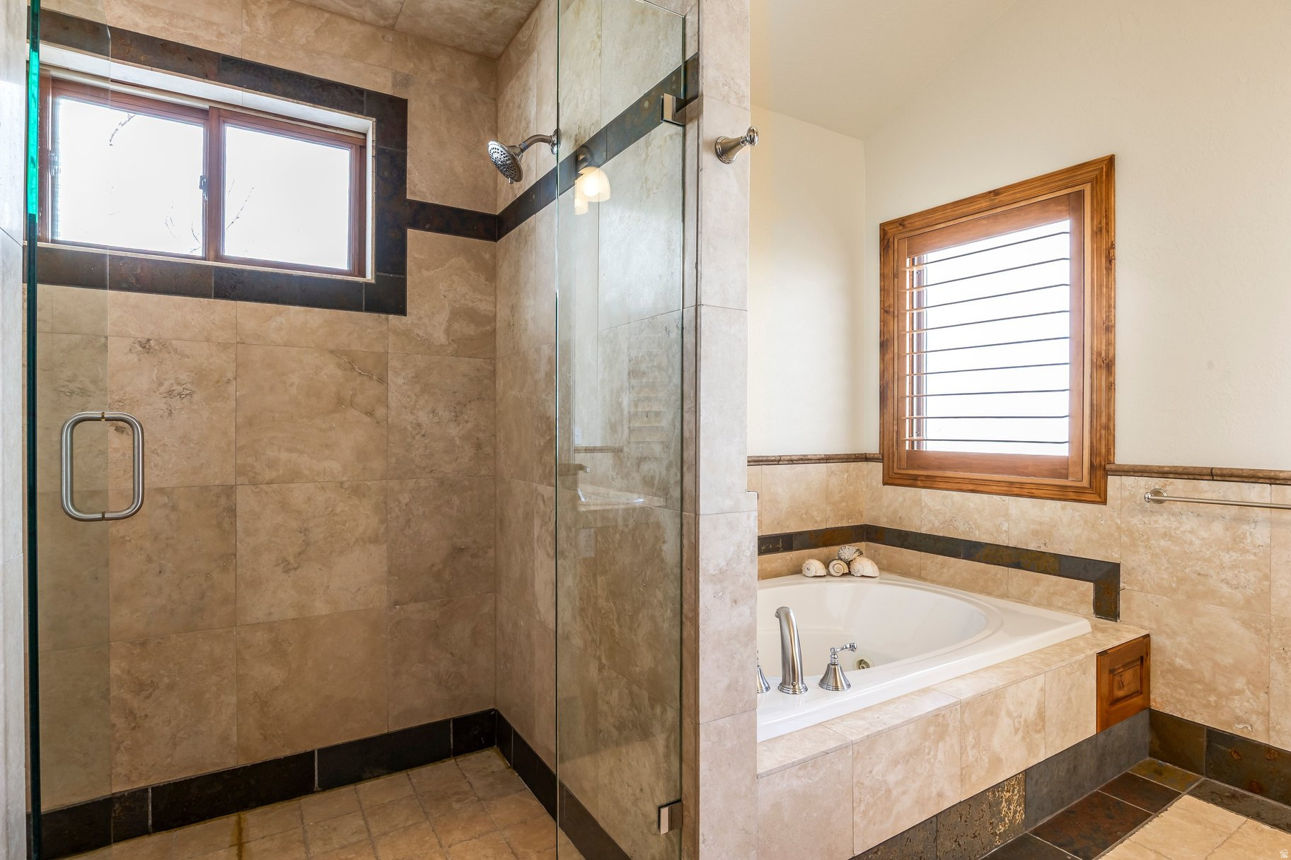 THE AERIE - Residential