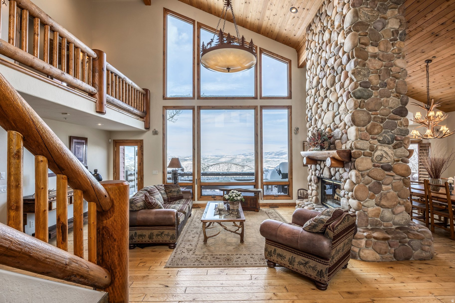 THE AERIE - Residential