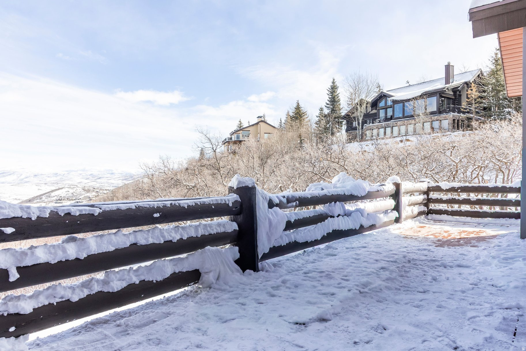 THE AERIE - Residential