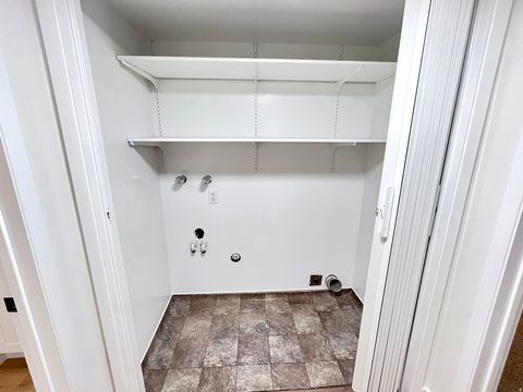 Tiny photo for 4953 S EASTRIDGE LN #143, Salt Lake City, UT 84117 (MLS # 2123594)