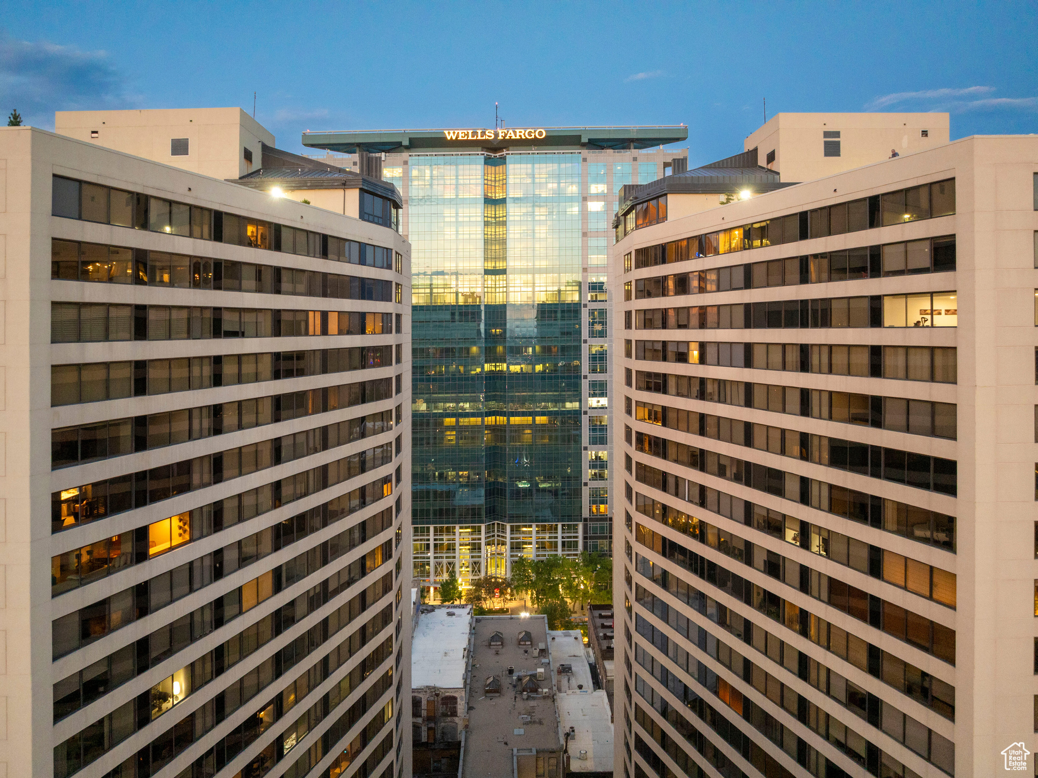 AMERICAN TOWERS - Residential