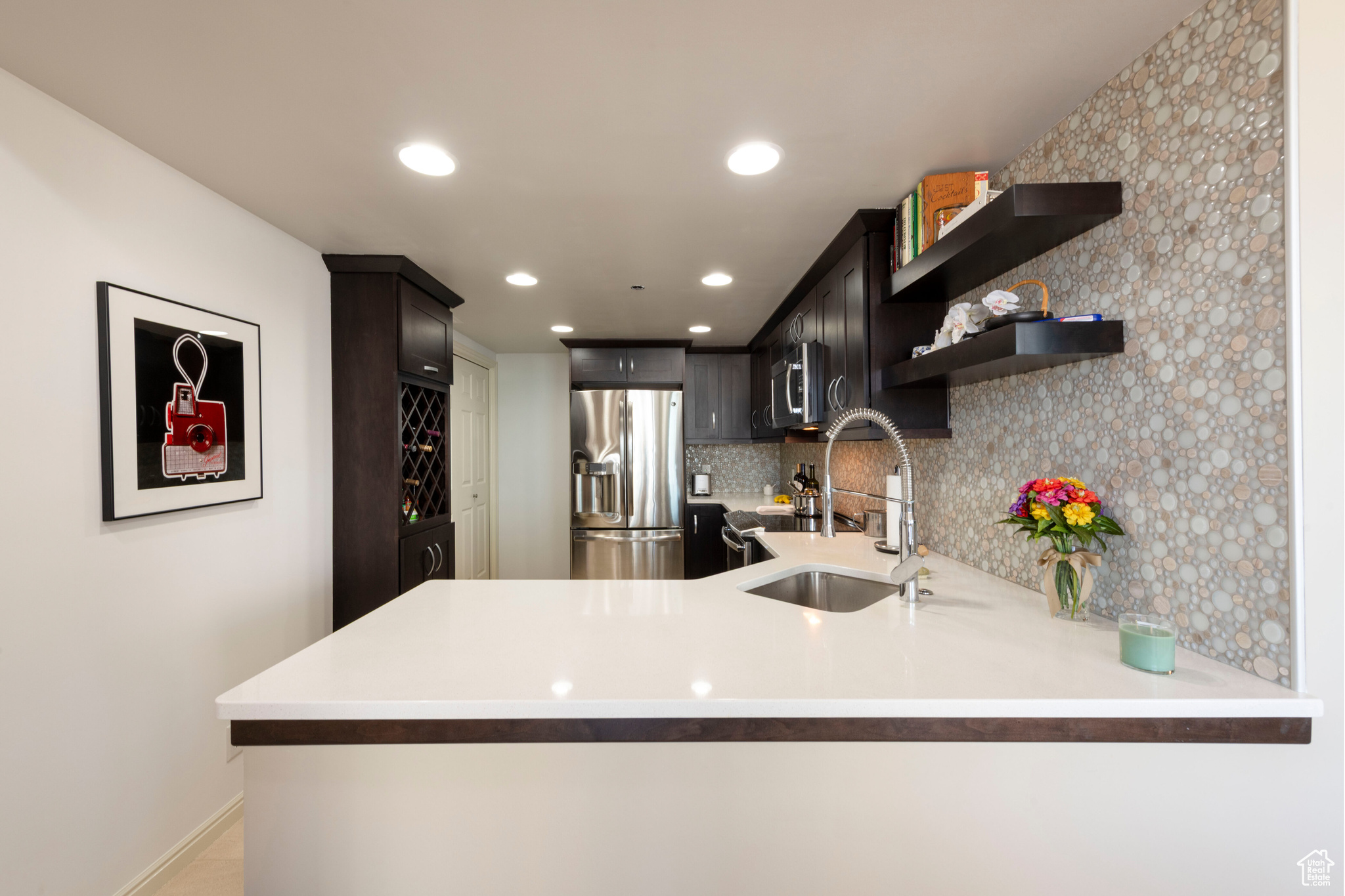 AMERICAN TOWERS - Residential