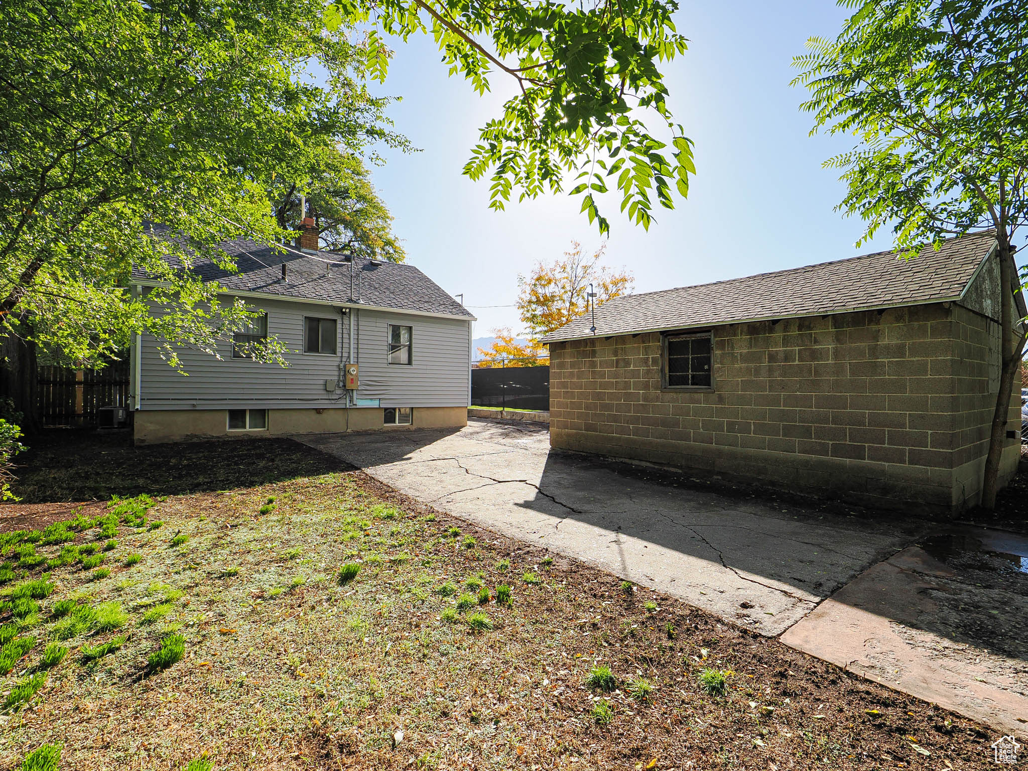 CAPITOL - Residential