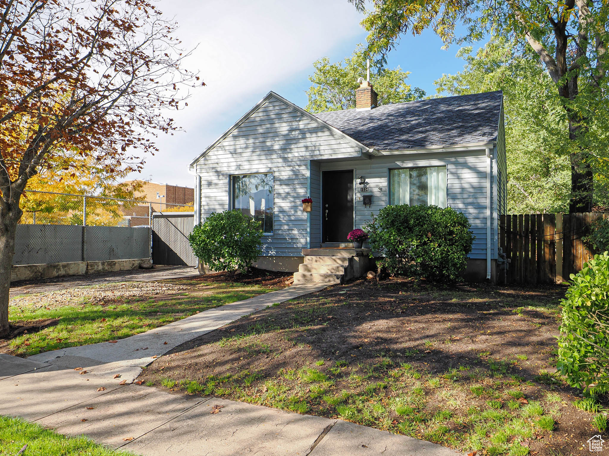 CAPITOL - Residential